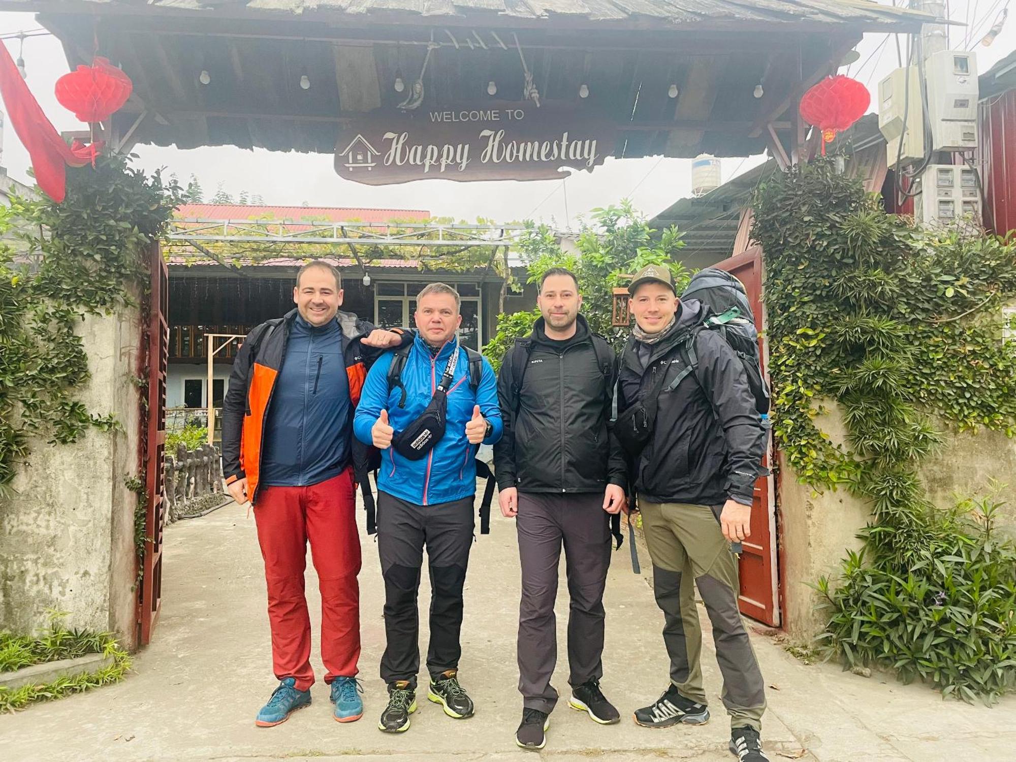 Happy Homestay Nghia Lo Екстер'єр фото
